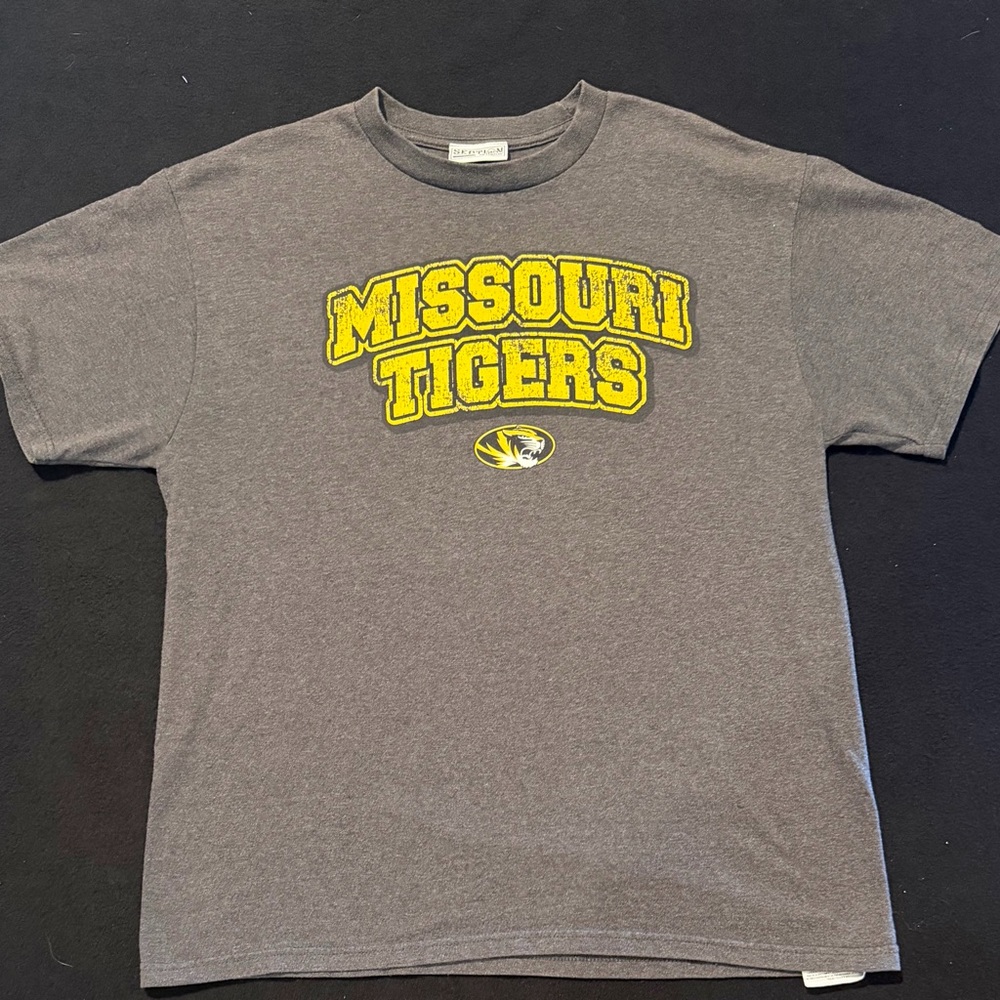 Missouri‎ Tigers Grey Tee with Yellow Logo